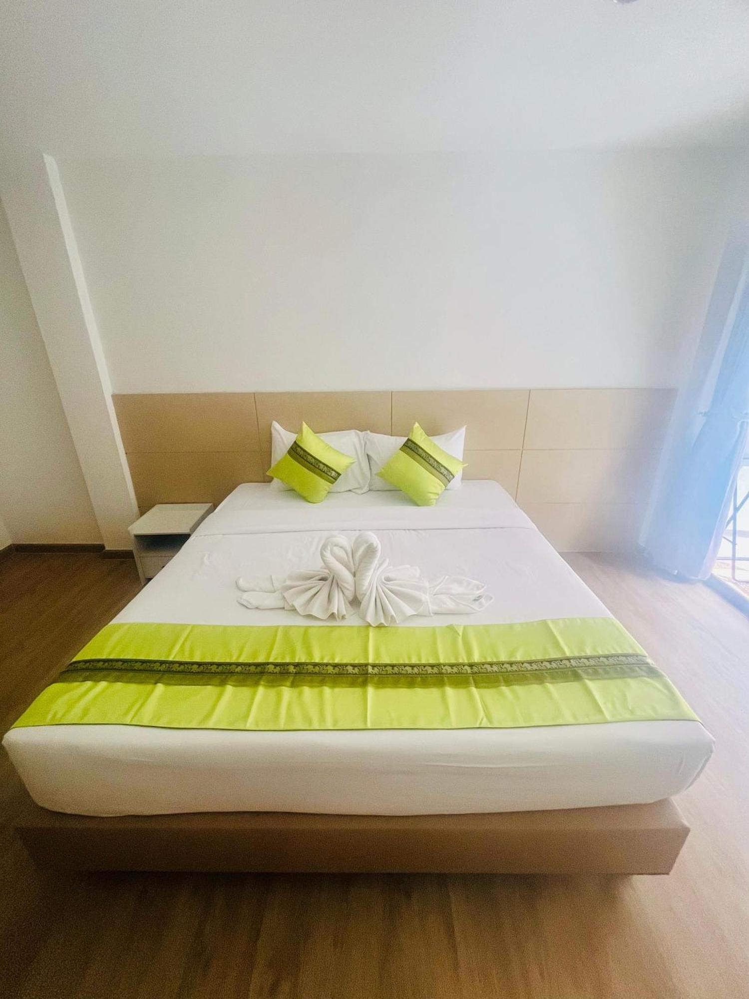 28 Boutique Hotel Patong Eksteriør billede